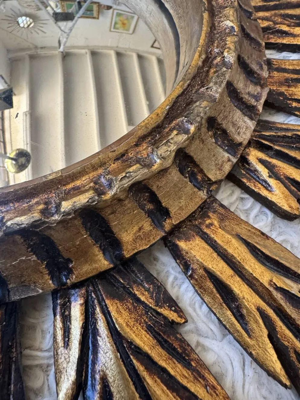 Miroir convexe doré ancien