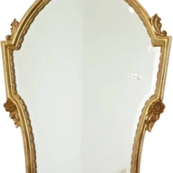 Miroir cranté en or classique Deknudt, biseauté, style Louis XVI, 94 cm