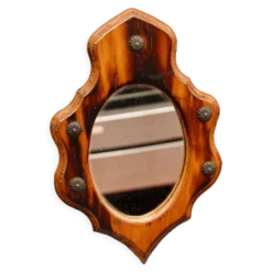 Miroir écusson en pin flammé, 33x22 cm