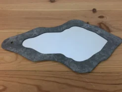 Miroir déco en galva 48 x 27 cm style industriel