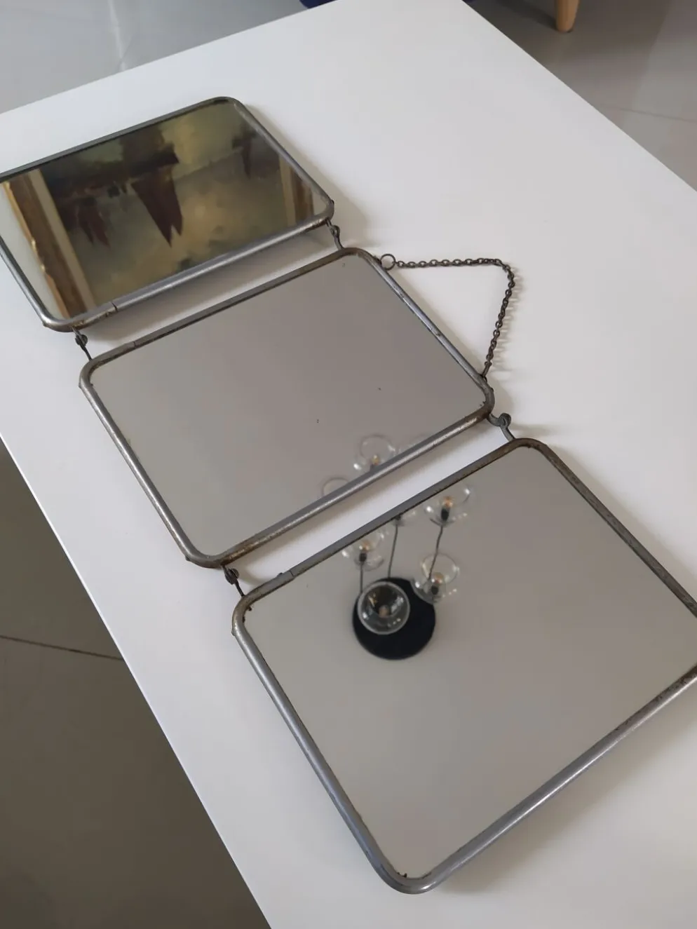 Miroir de barbier ancien