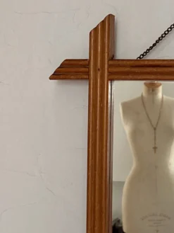 Miroir de barbier en bois blond
