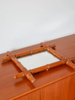 Miroir de barbier en bois effet bambou 44 x 39 cm
