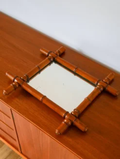 Miroir de barbier en bois effet bambou 44 x 39 cm