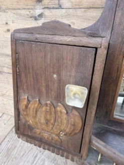Miroir de barbier en teck birman