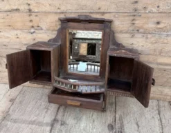 Miroir de barbier en teck birman