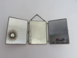 Miroir de barbier triptyque à chainette avec fermoir années 30 40