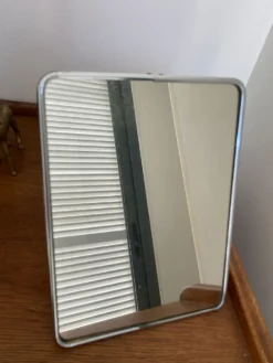Miroir de barbier vintage