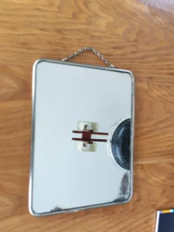 Miroir de barbier vintage avec chaînette