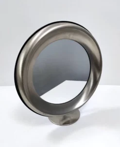 Miroir de courtoisie rond en laiton anodisé, attribution à Sergio Mazza, Italie