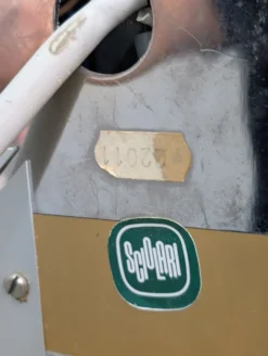 Miroir de maquillage éclairé par Gaetano Sciolari en chrome et laiton, Italie, années 1970