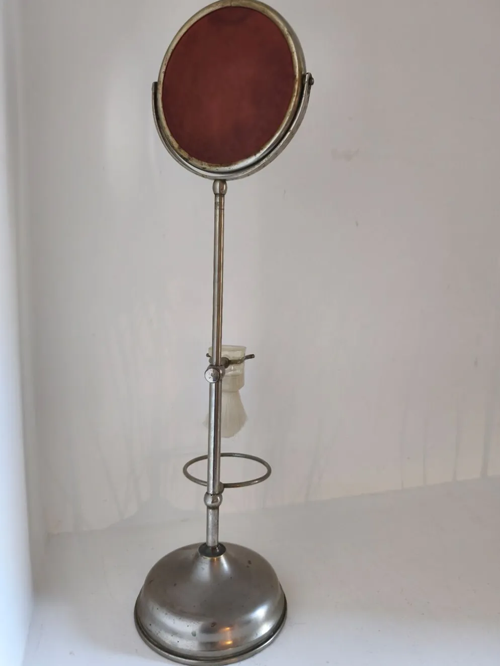 Miroir de rasage sur pied avec supports