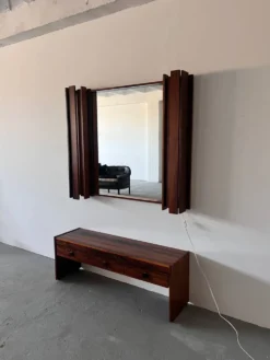 Miroir des années 1970 avec armoire, Norvège