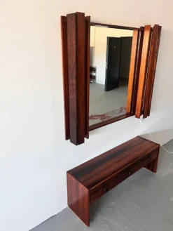 Miroir des années 1970 avec armoire, Norvège
