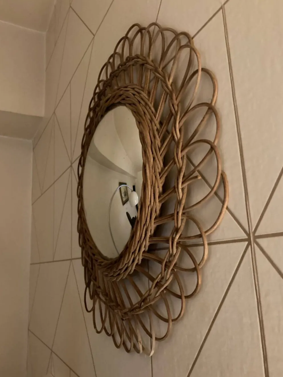 Miroir de sorcière en rotin vintage