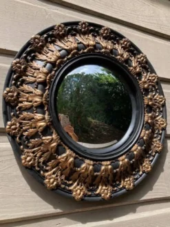 Miroir de sorcière ou convexe