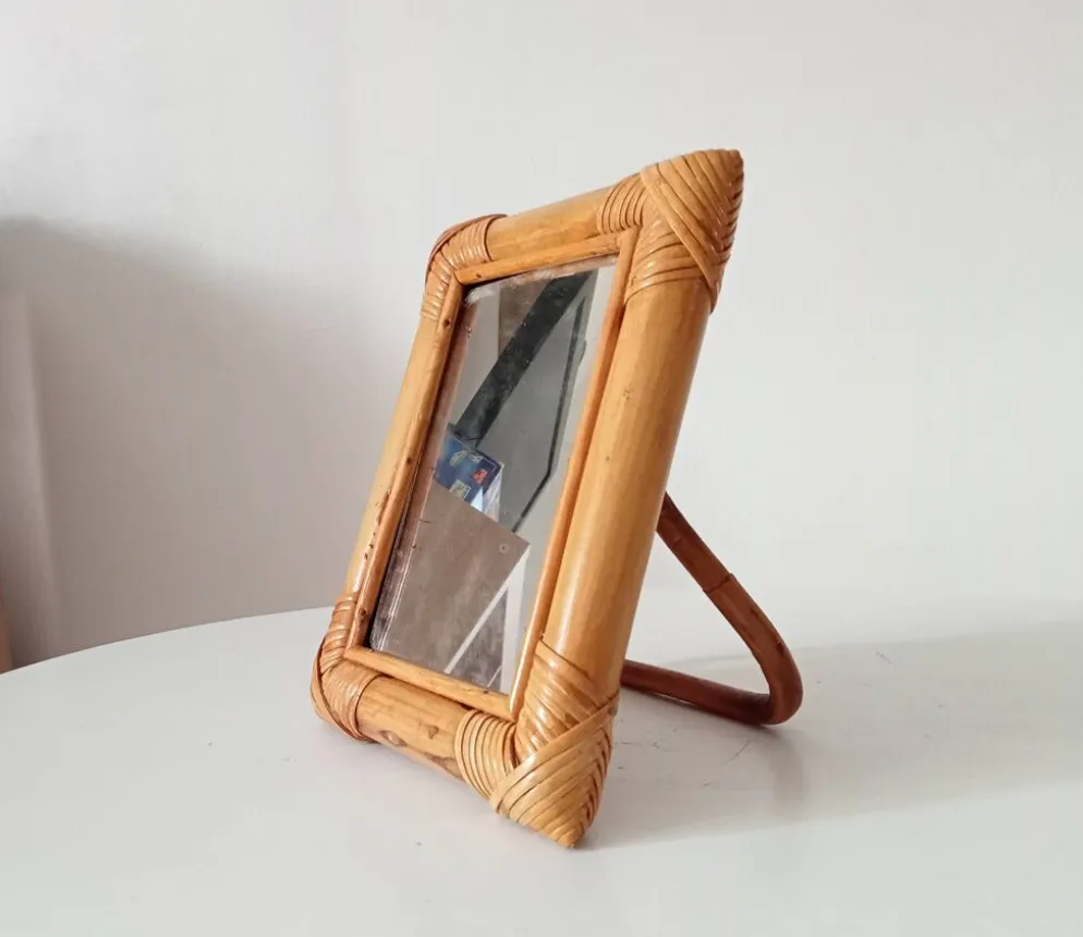 Miroir de table vintage en rotin années 70