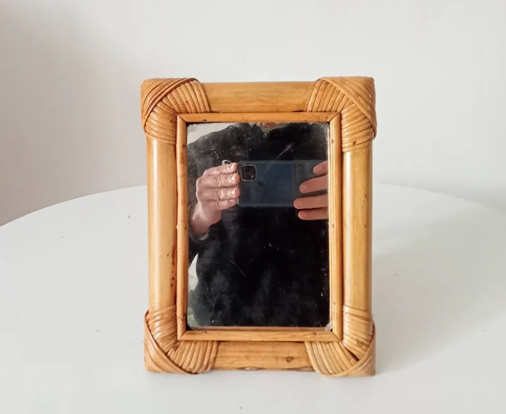 Miroir de table vintage en rotin années 70