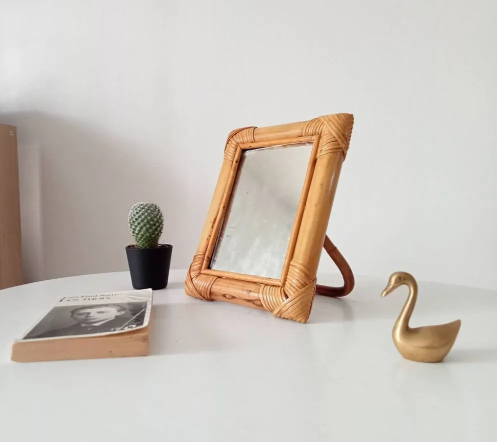 Miroir de table vintage en rotin années 70