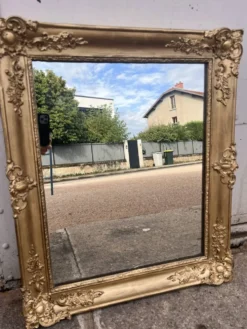 Miroir doré