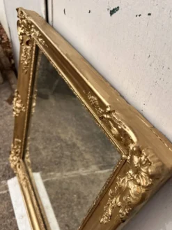 Miroir doré