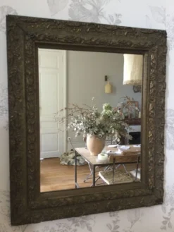 Miroir doré ancien