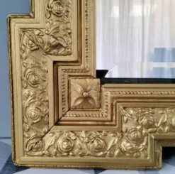 Miroir doré biseauté