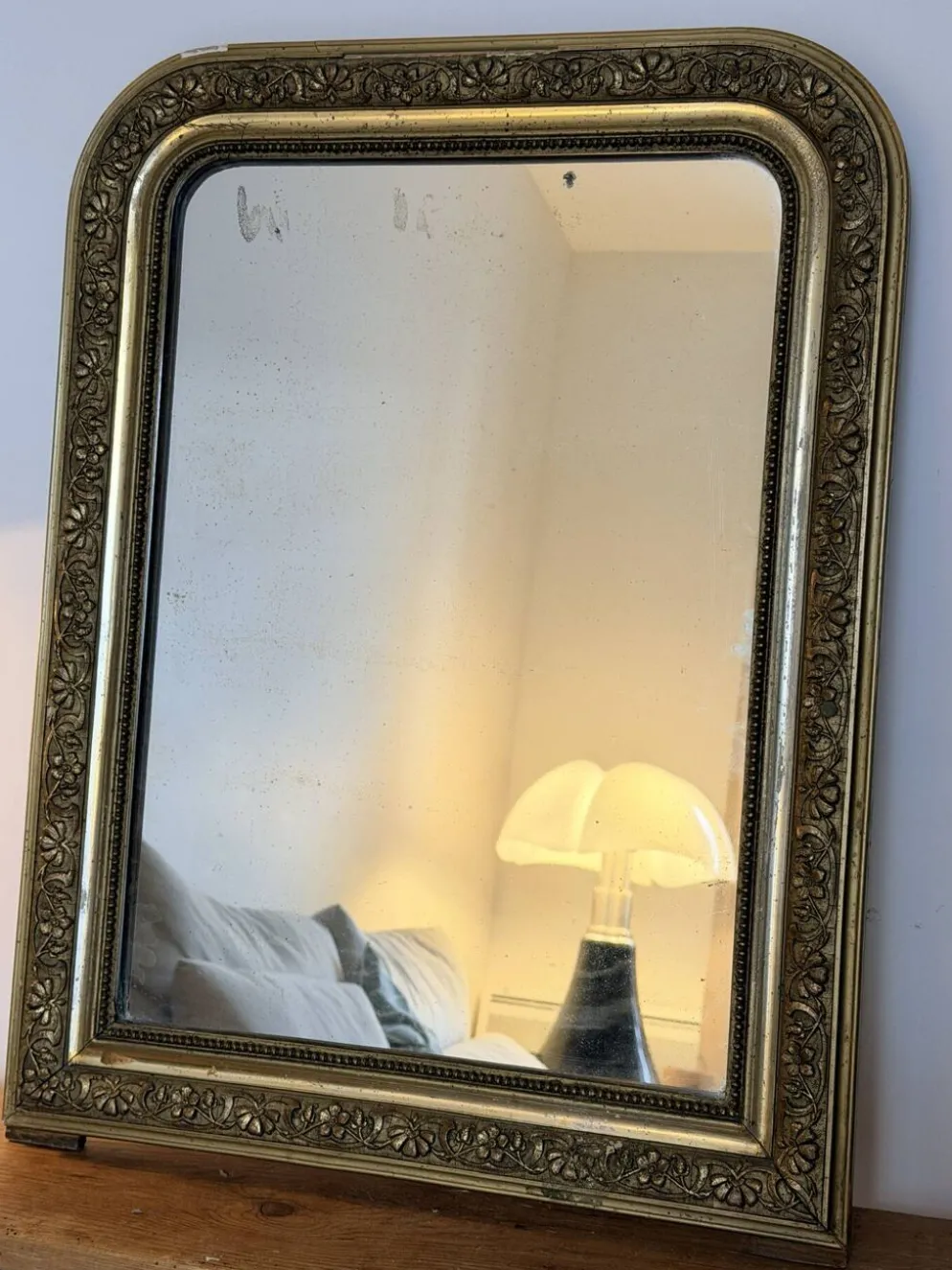 Miroir doré - Louis Philippe feuille d’or 51x65cm