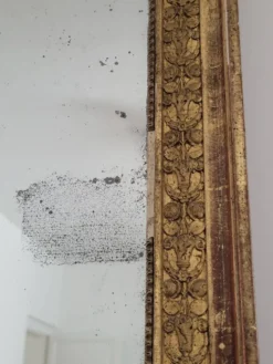 Miroir doré stuc et bois Empire