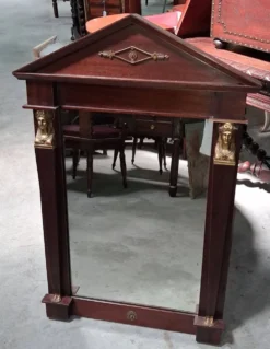 Miroir Empire à fronton triangulaire, XIXe siècle