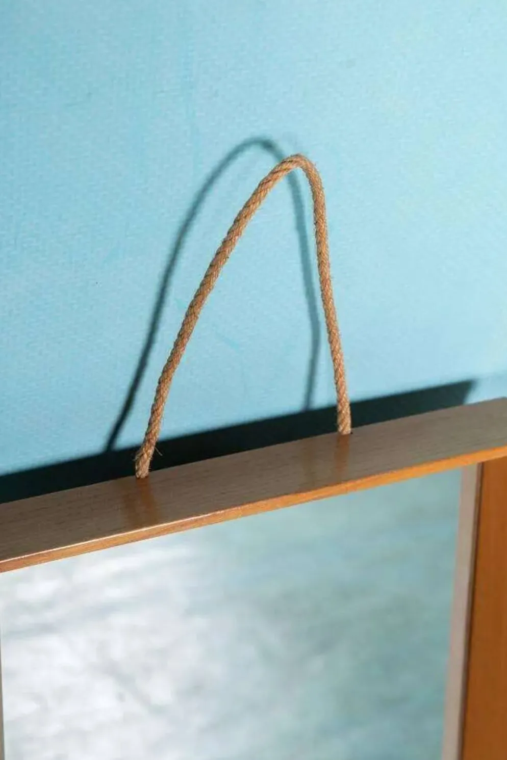 Miroir en bois Japandi scandinave des années 70, miroir minimaliste.