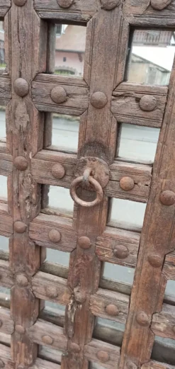 Miroir en bois original avec croisillons