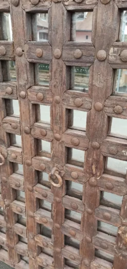 Miroir en bois original avec croisillons