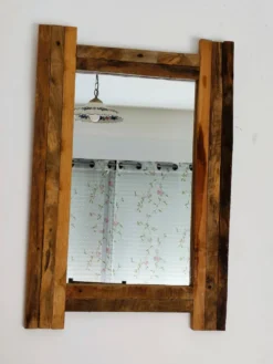 Miroir en bois recyclé