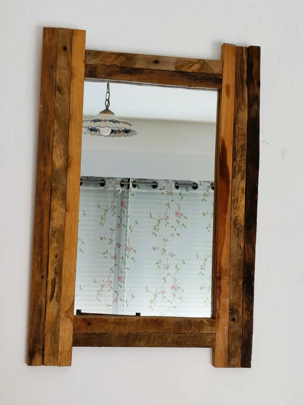 Miroir en bois recyclé