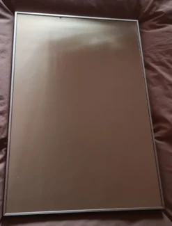 Miroir encadrement en alu brossé gris années 1980 60x40cm