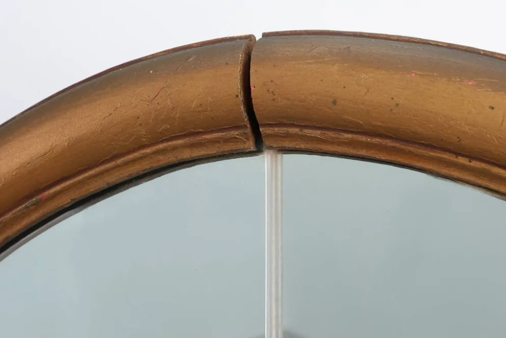 Miroir en chêne doré ovale français sculpté art déco, vers 1925