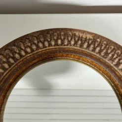 Miroir en grès bouchardé