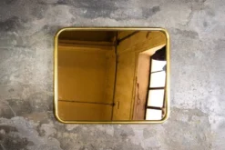 Miroir en métal doré, Italie années 1970