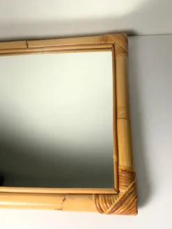 Miroir en rotin vintage