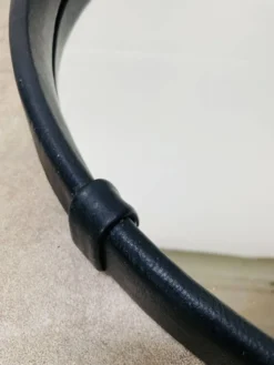 Miroir en simili-cuir noir, années 50