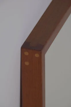 Miroir en teck danois par Kai Kristiansen pour Aksel Kjersgaard, années 1960.