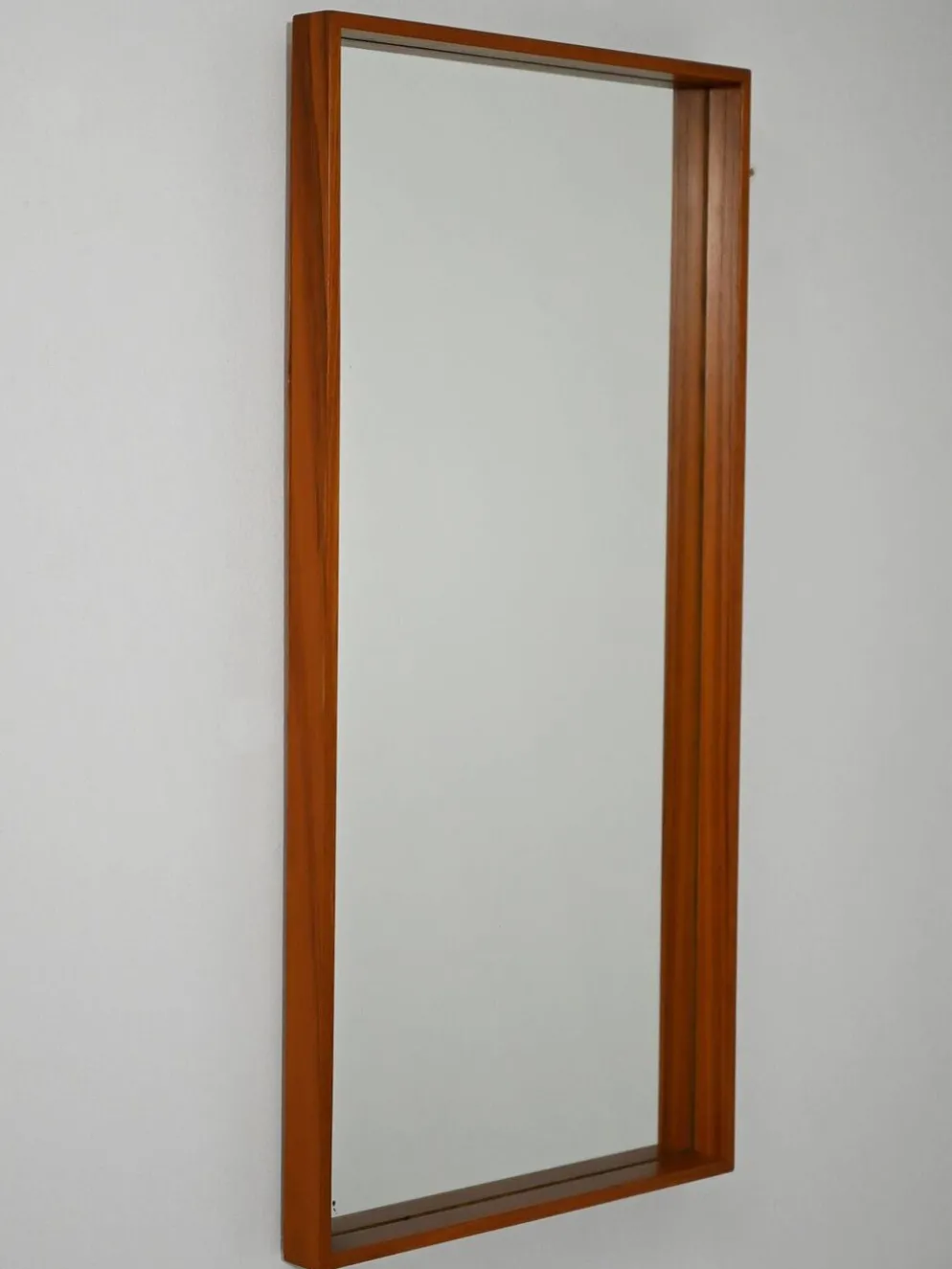 Miroir en teck suédois des années 1950-60