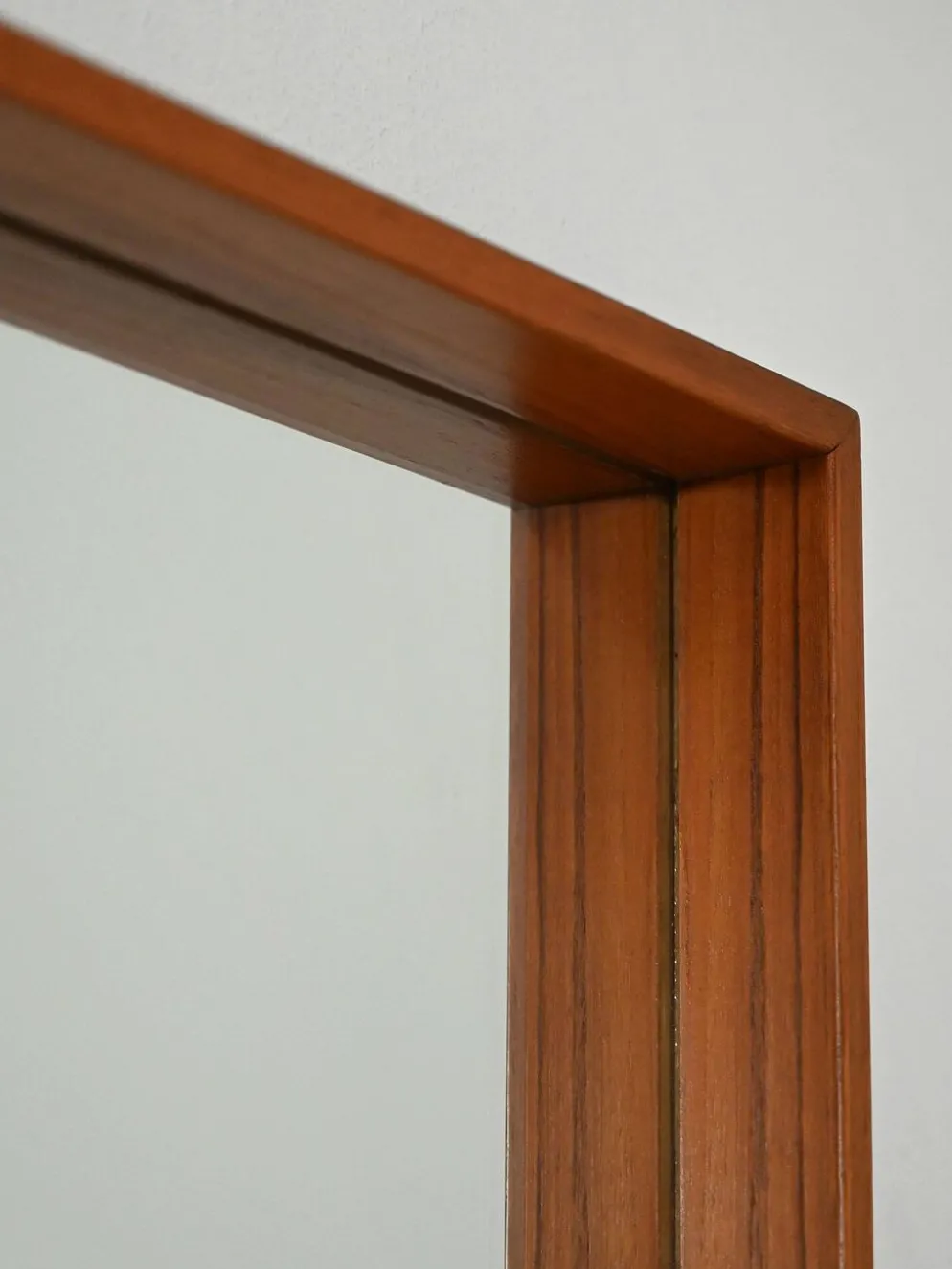 Miroir en teck suédois des années 1950-60