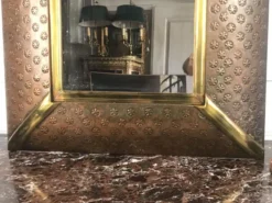 Miroir en tôle et cuivre repoussé des années 70 - 52 cm x 33 cm