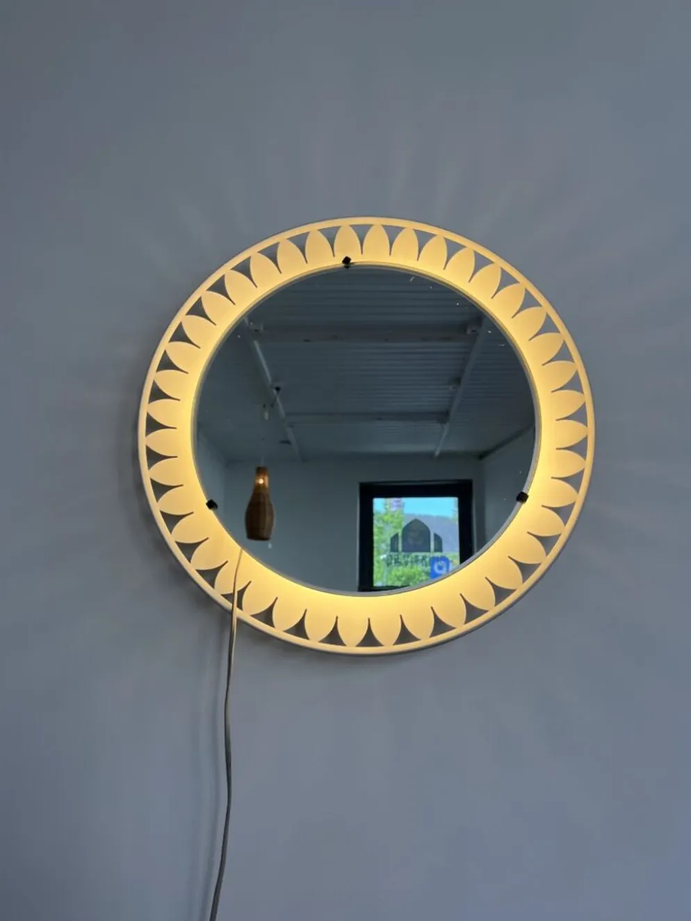 Miroir fleuri illuminé – Hillebrand, Ernst Igl