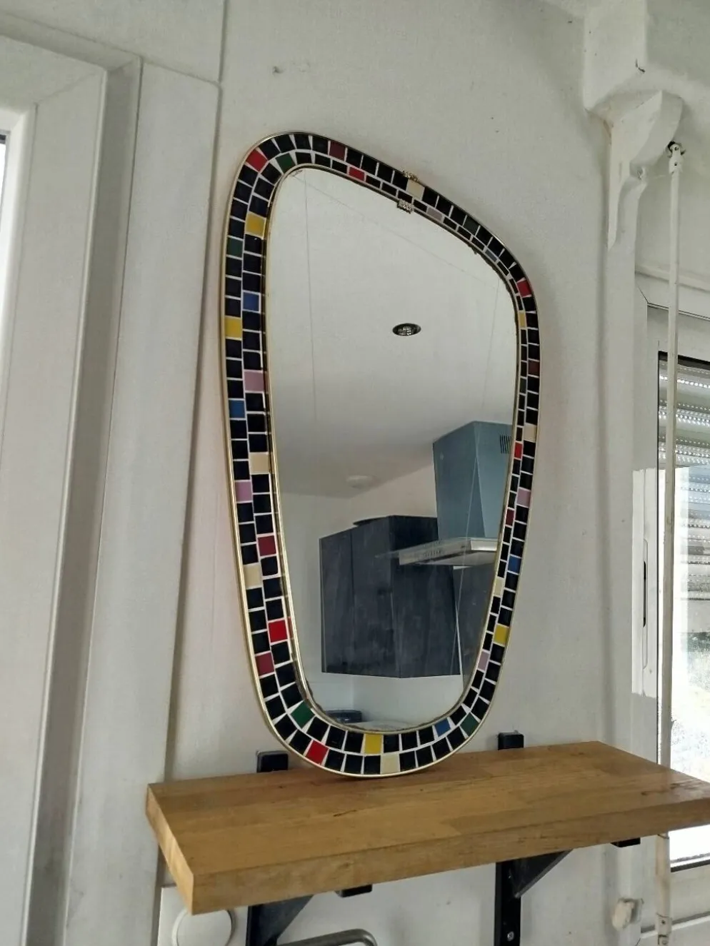 Miroir forme libre en céramique, avril 1968