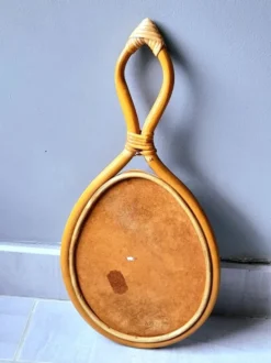 Miroir goutte en rotin 1960