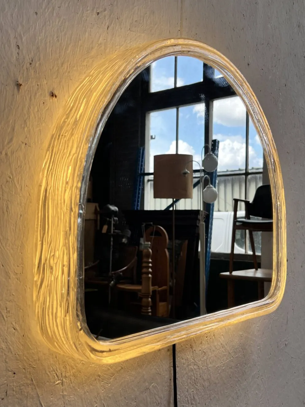 Miroir Hillebrand vintage demi-rond avec éclairage
