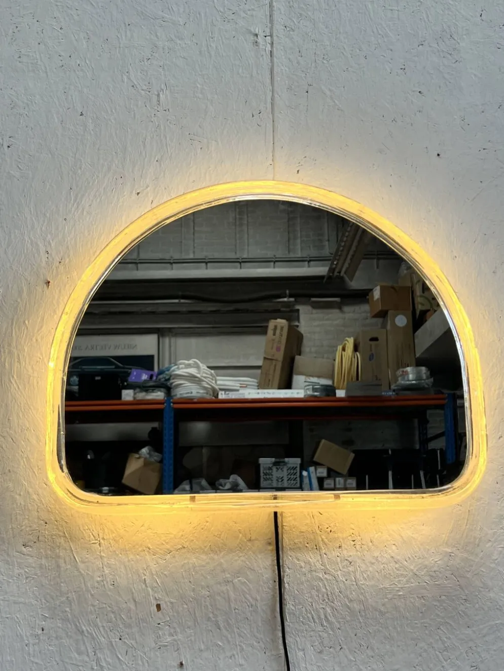 Miroir Hillebrand vintage demi-rond avec éclairage